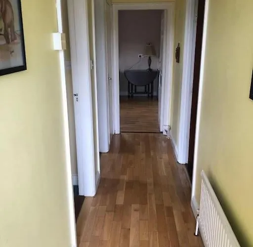 Chestnut View 1 Bedroom Self-catering * Oldcastle